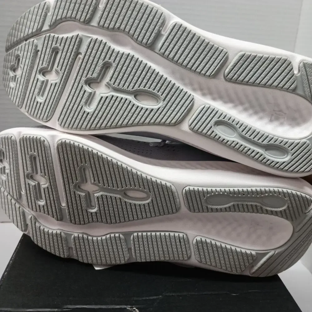 Under Armour Charged Pursuit 3 Women Size 8.5‎ Gray Shoes